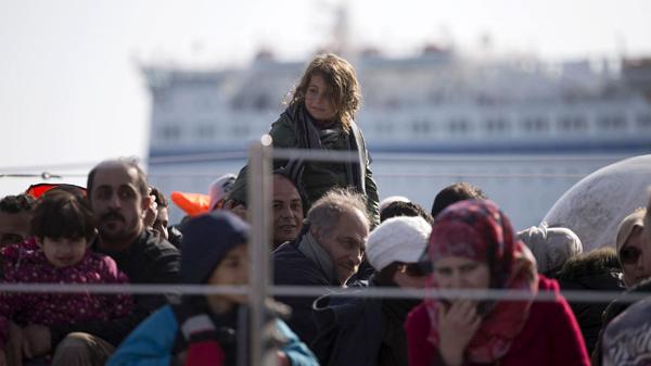 Rescate de migrantes en Grecia (AP)