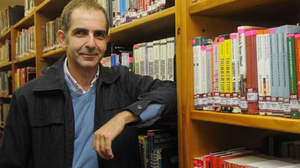 El profesor Leonardo Haberkorn dictaba clases en la carrera de Comunicación en la Universidad de Montevideo, hasta que renunció en diciembre de 2015 (Gentileza Leo Carreño)