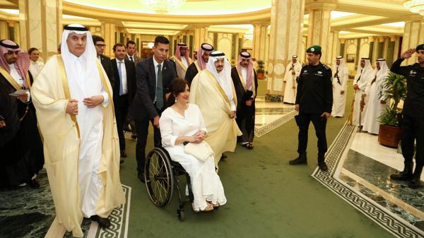 La delegación argentina saliendo del Palacio Real en Riad (Gerardo Viercovich, Vicepresidencia de la Nación)
