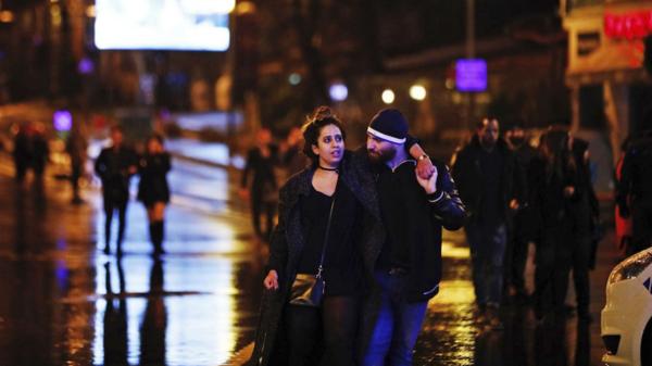 El ataque ocurrió en un popular club nocturno frente al río Bósforo (AP)