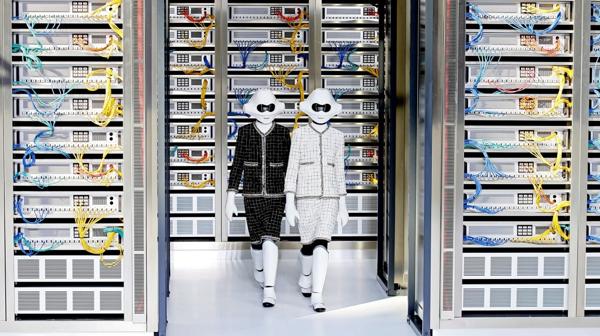 Resultado de imagen de chanel semana moda de parís robots