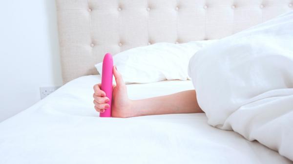 No limpiar correctamente los juguetes sexuales puede causar infecciones y enfermedades graves(shutterstock)