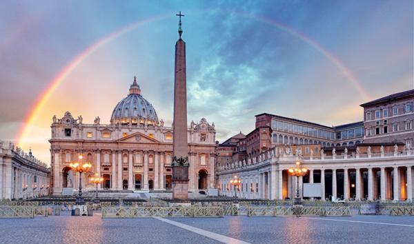 La Basílica de San Pedro, centro de encuentro del catolicismo apostólico romano (Shuttersotck)