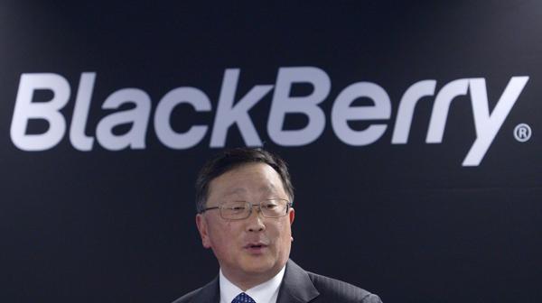 El director general de Blackberry, John Chen (AP)
