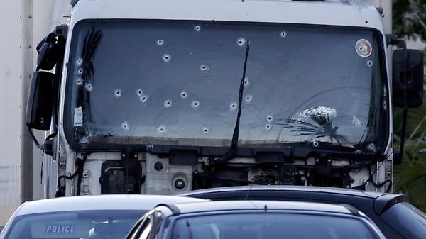 El camión conducido por el terrorista Mohamed Bouhlel (Reuters)