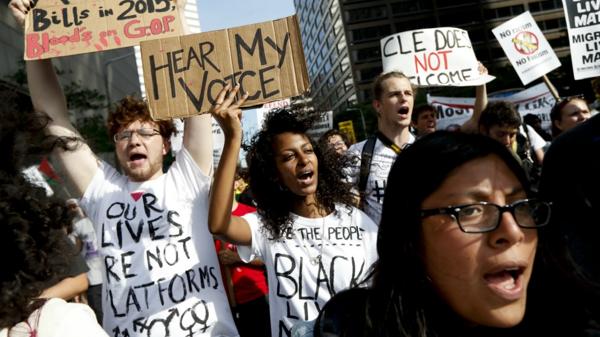 Una protesta de minorías contra el candidato republicano (AP)