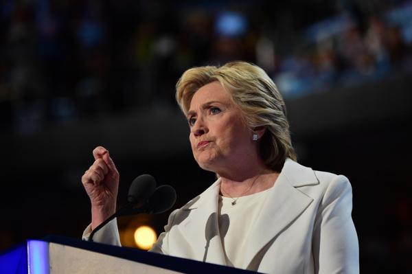 Hillary Clinton será la candidata demócrata en las elecciones del 8 de noviembre (AFP)