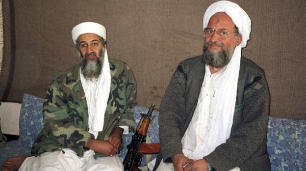 Bin Laden junto a Al Zawahiri