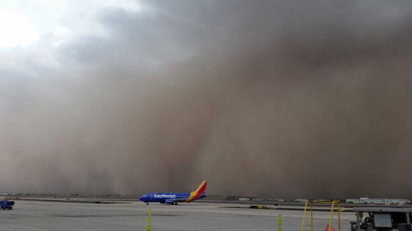 Una tormenta de arena invadió Phoenix