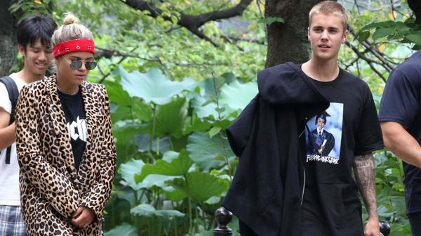 Justin Bieber y Sofia Richie (Grosbygroup)