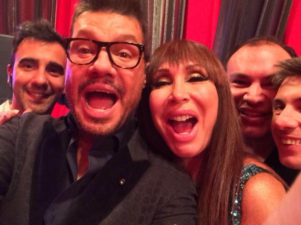 Moria Casán junto a Marcelo Tinelli y la producción de ShowMatch