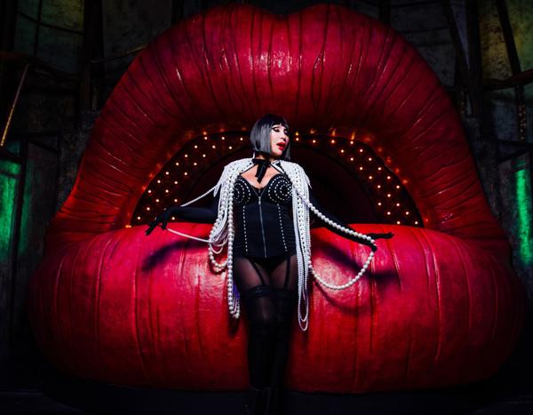 Moria en The Hole