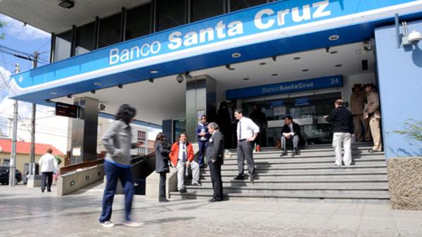 Allanan la sede de Río Gallegos del Banco de Santa Cruz (Gentileza Opi Santa Cruz)