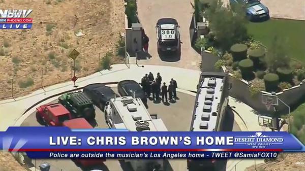 El operativo policial en la residencia de Chris Brown en Los Ángeles