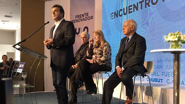 Massa detalló su agenda de trabajo, escoltado por Lavagna, De la Sota y Stolbizer (@frenterenovador)