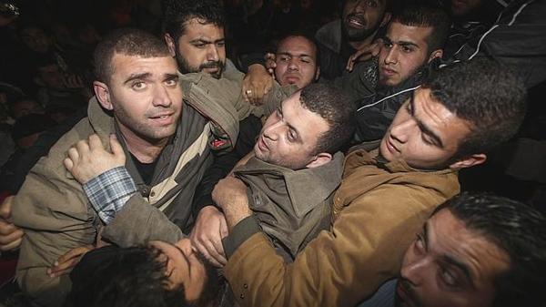 Ayman Nofal al reingresar a Gaza tras escapar de una prisión en Egipto