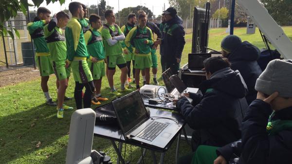 Los jugadores con el GPS y el equipo procesa los datos: Holan el encargado de explicar