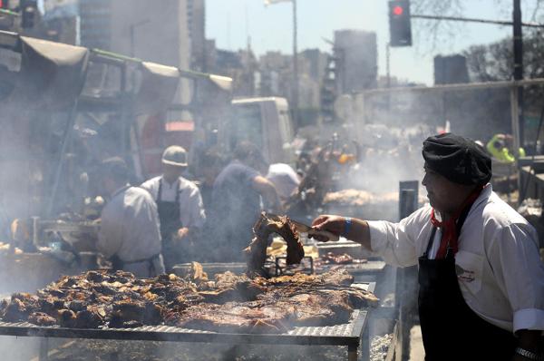 El concurso se realizó en la Avenida 9 de Julio (DyN)