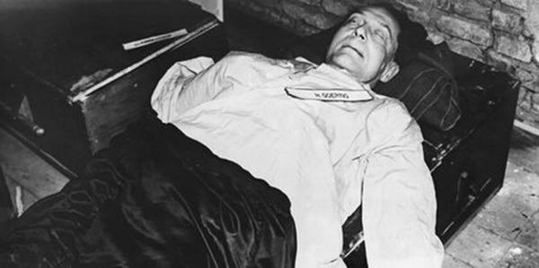 Hermann Göering eludió al verdugo y se suicidó ingiriendo cianuro