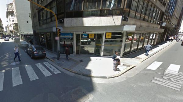 Maipú 99, sucursal porteña del Banco Santa Cruz