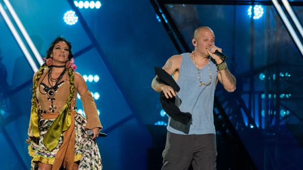 René Pérez junto a Lila Downs (AP)