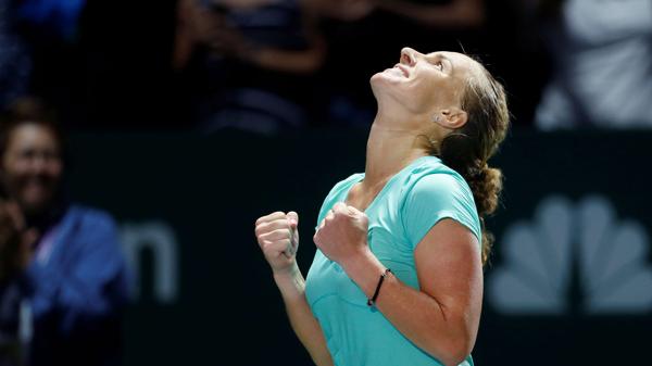 La rusa festejó despues de ganarle a la número tres del mundo