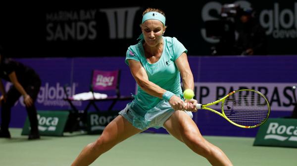 Con el resultado en contra, se cortó el pelo y consiguió darlo vuelta (Reuters)