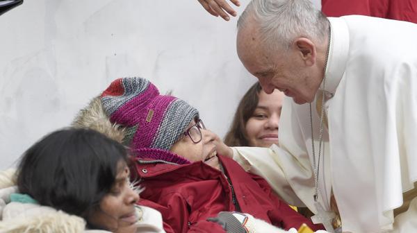 El Papa pidió que se busquen modos siempre nuevos para avanzar en el camino de la unidad (AFP)