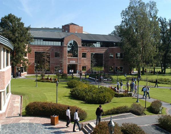 El índice QS que midió empleabilidad destacó a la Universidad Austral por el vínculo entre los estudiantes y empleadores