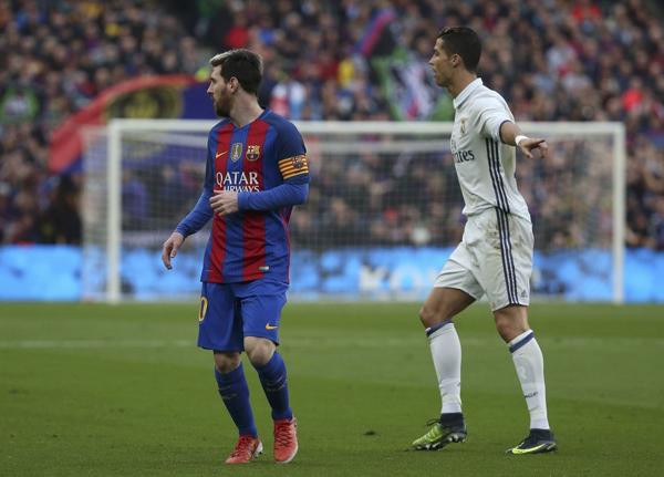 Lionel Messi y Cristiano Ronaldo, las máximas figuras del Barcelona y Real Madrid (SOCCER SPORT)