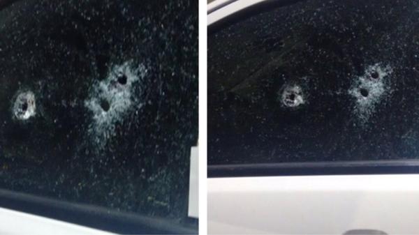 Los impactos de bala en el vidrio (@igonzalezprieto)