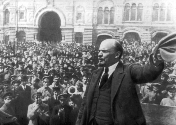 Lenin durante los días de la toma del Palacio de Invierno, de los que se cumple un siglo.