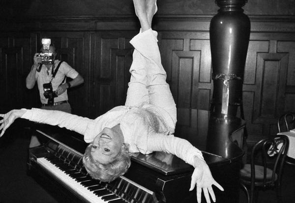 Debbie Reynolds en una foto de 1982 (AP)