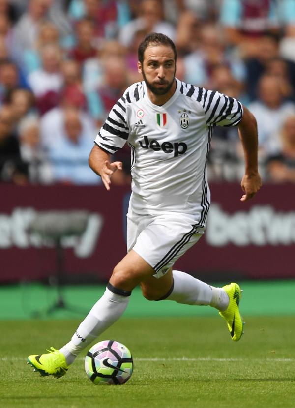 Juventus mandó a hacer dieta a Gonzalo Higuaín (Reuters)