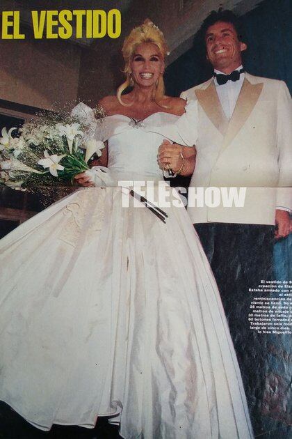El vestido de Susana Giménez para su boda con Huberto Roviralta fue una creación de Elsa Serrano (Revista La Semana)