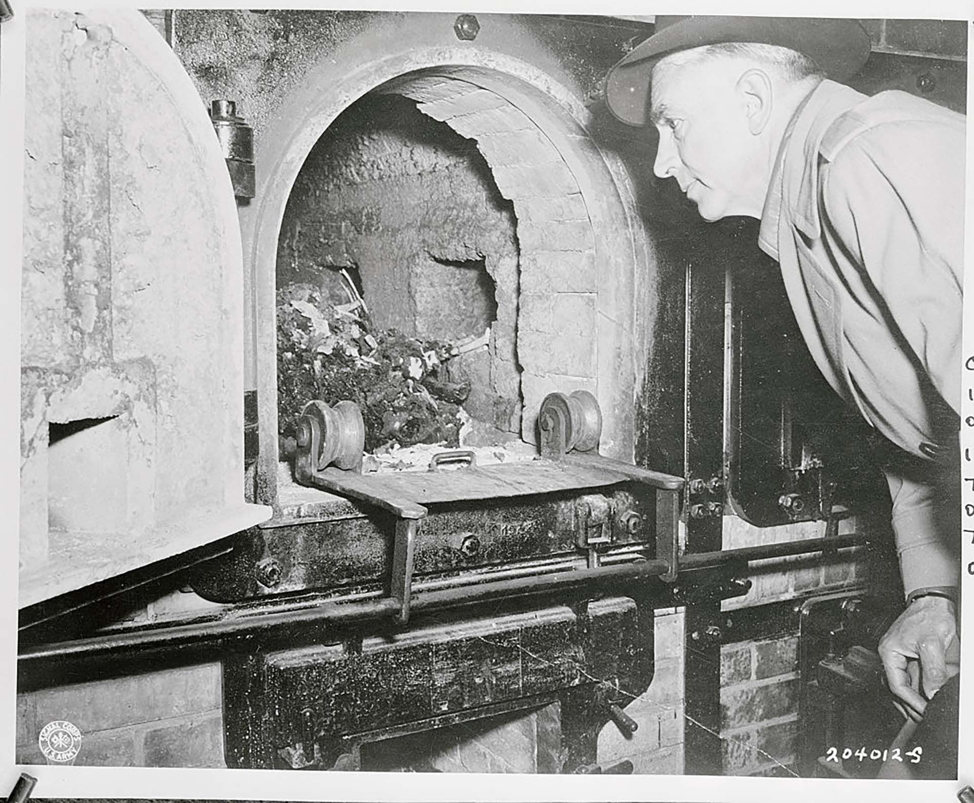 Un testigo estadounidense en el crematorio de Buchenwald.