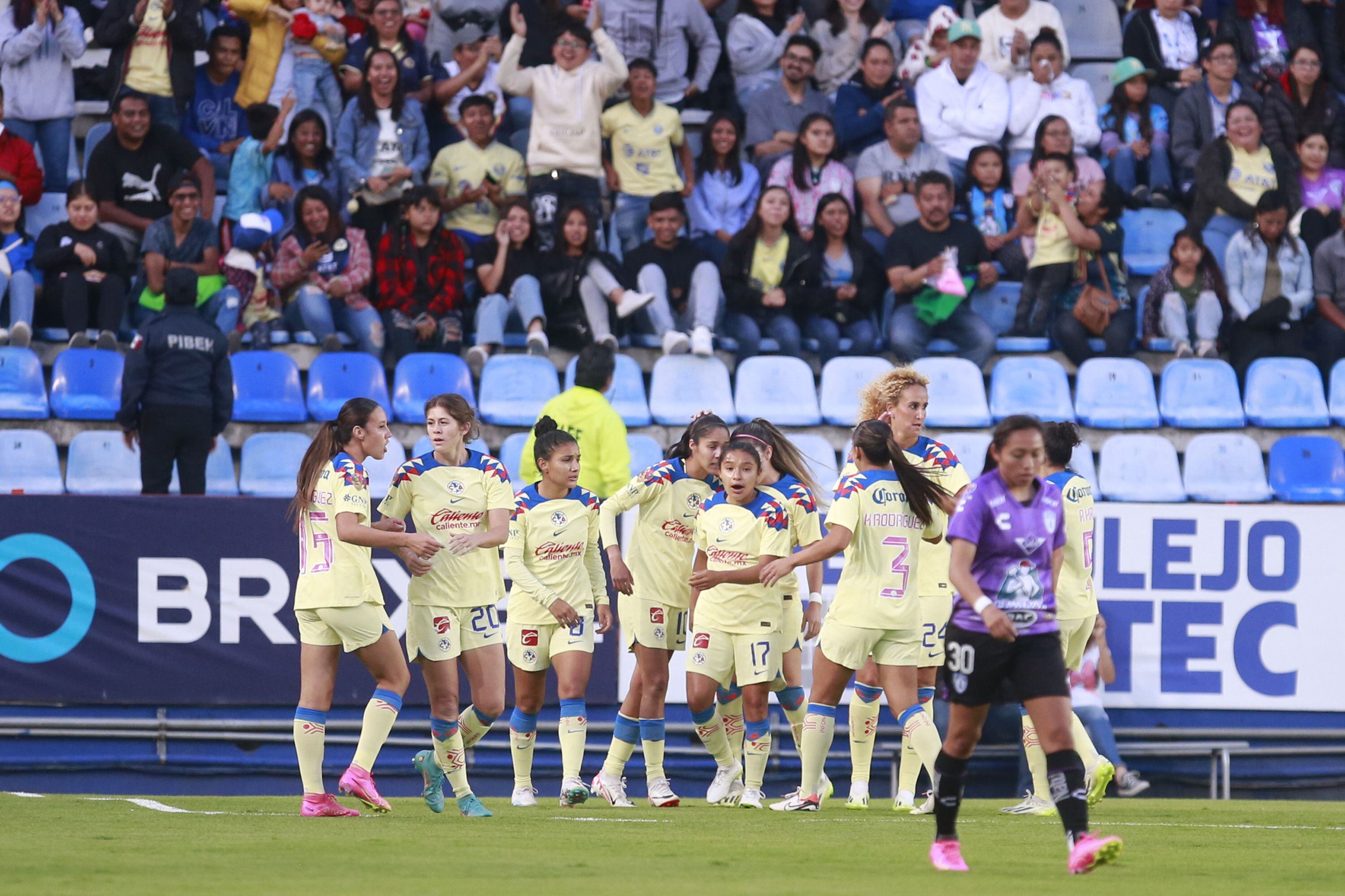 La goleada de 9 goles en el último partido de los cuartos de final del torneo Apertura 2023 fue lo que terminó por convencer a la directiva de rescindir de los servicios de Cacho. Foto: EFE /David Martínez Pelcastre