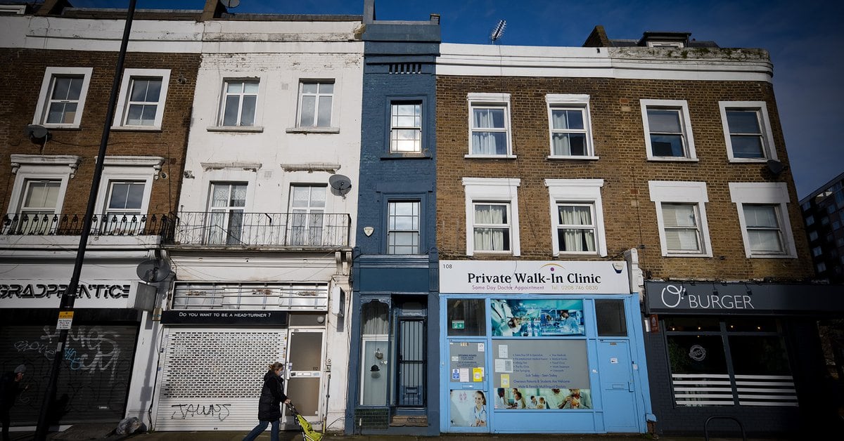 London’s largest strip house sells for more than a million dollars