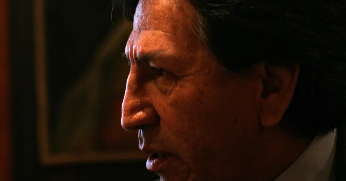 A US judge will decide on Monday whether to overturn the extradition of Alejandro Toledo, who sees a ‘dangerous’ situation in Peru