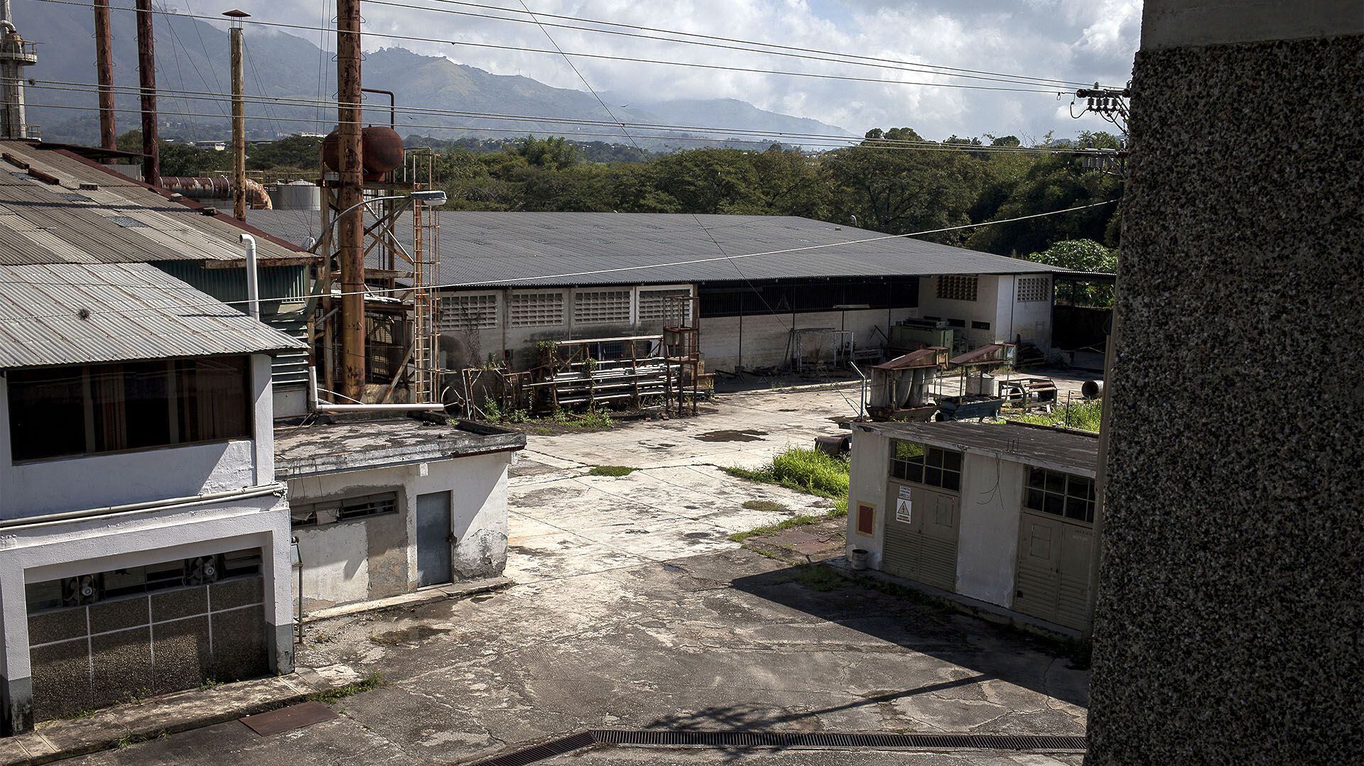 El abandono de industrias es notorio en todo el país (Bloomberg)