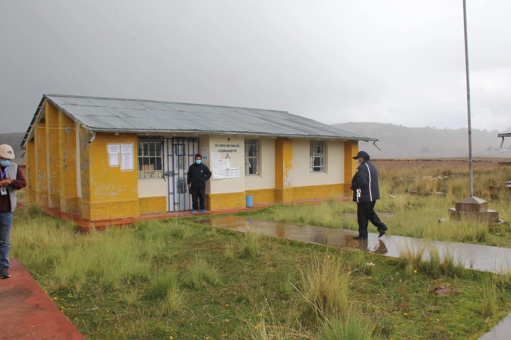 Postas y centros de salud en Perú solo cuentan con cuatro médicos por cada 10 mil personas