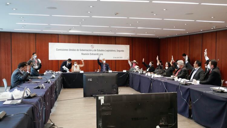 Las Comisiones de Gobernación y de Estudios Legislativos, Segunda, aprobaron sin cambios el dictamen avalado por la Cámara de Diputados (Foto: Twitter @senadomexicano)