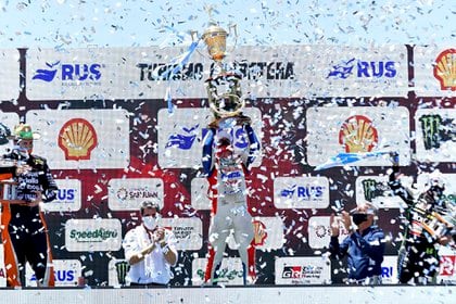 El entrerriano Mariano Werner, con Ford, se consagró campeón del Turismo Carretera por primera vez en su carrera, al lograr el quinto puesto en San Juan, la última final de la temporada 2020, ganada por el arrecifeño Agustín Canapino (Chevrolet) (Foto: NA)