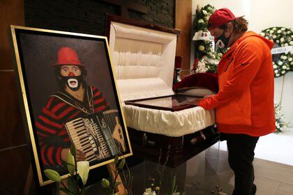 Ricardo González Gutiérrez, mejor conocido como "Cepillín", murió el pasado 8 de marzo en un hospital ubicado en Naucalpan, Estado de México (Foto: Marco Ugarte/ AP Photo)
