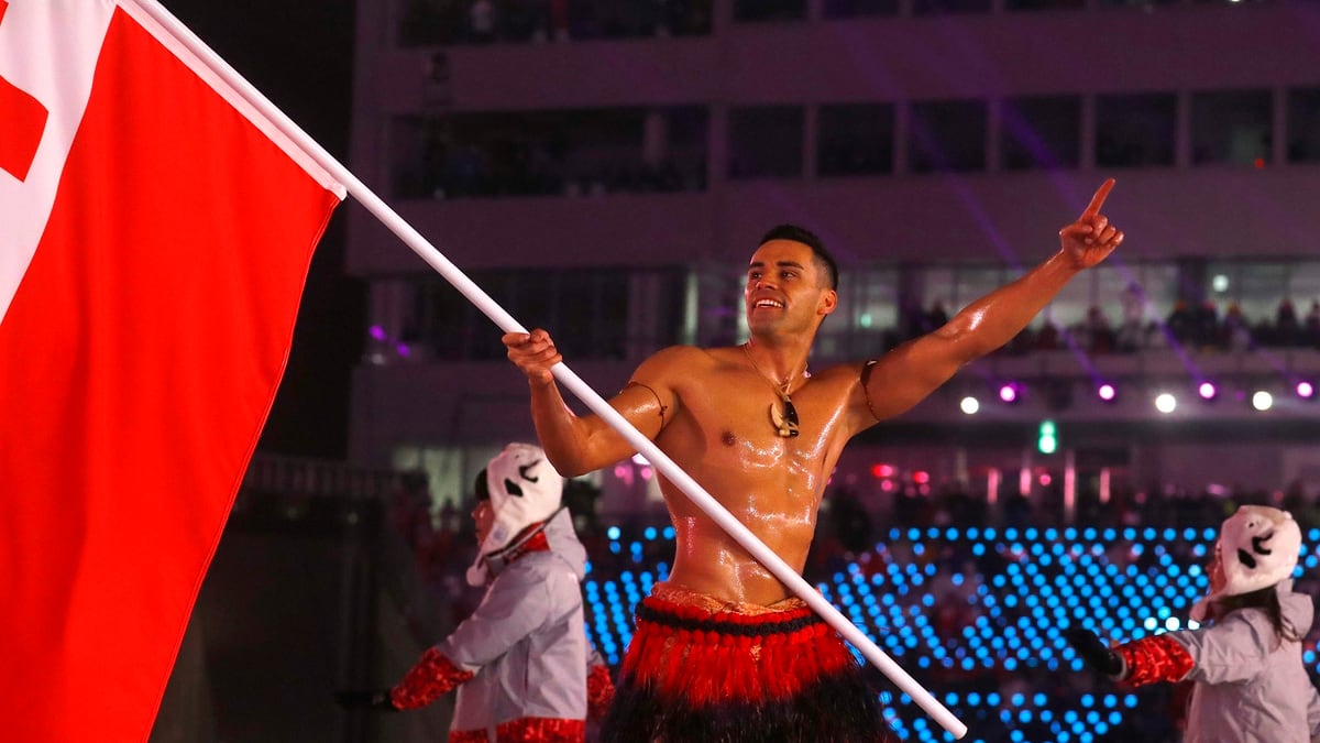 Quién es el abanderado que desafió los -5°C en la ceremonia de Pyeongchang y desfiló con el torso desnudo