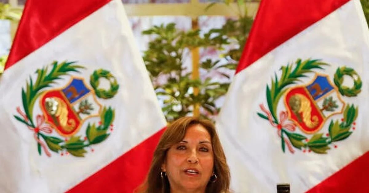 The President of Peru announces the permanent withdrawal of the Peruvian Ambassador to Mexico