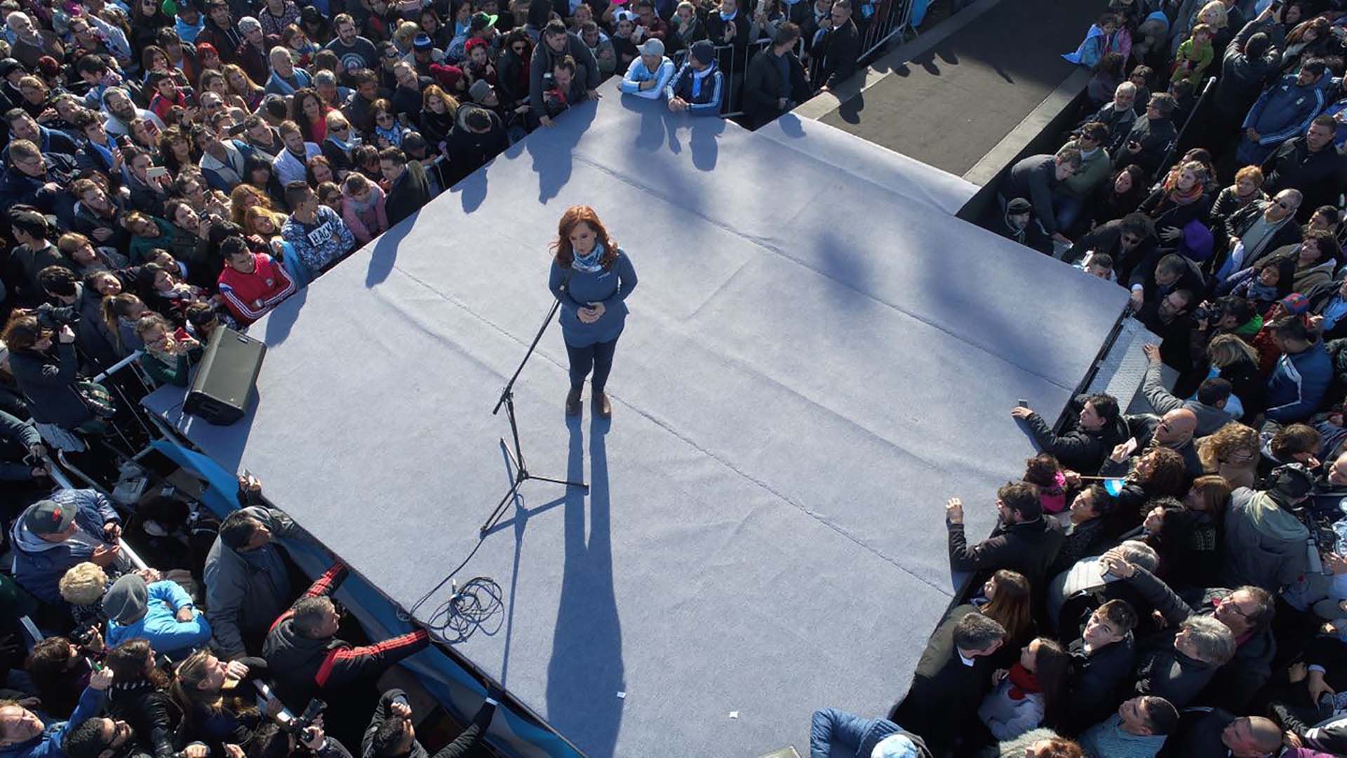 Cristina Kirchner en su campaña de 2017, cuando apaciguó su combatividad discursiva por consejo de Gutierrez Rubi