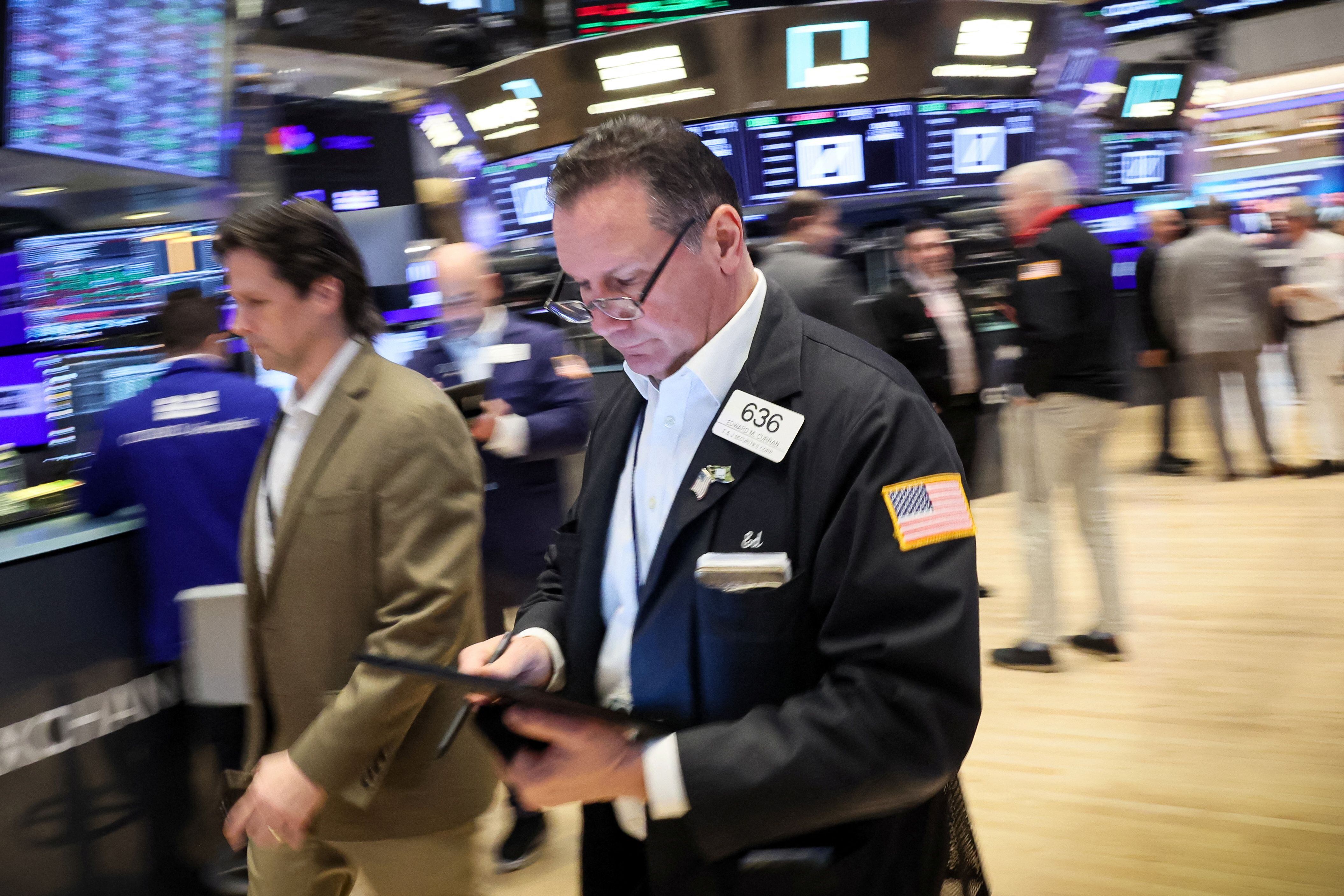 Wall Street pasó a ganancias después de la comunicación de la Fed. (REUTERS/Brendan McDermid)