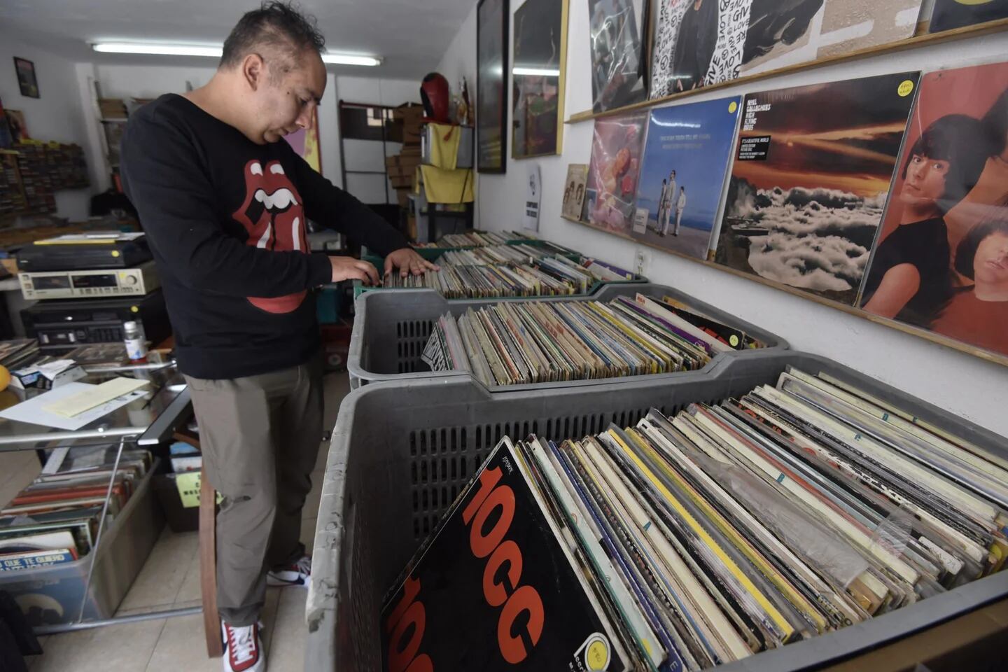 Creciente demanda de discos vinilo abruma a fabricantes - San Diego  Union-Tribune en Español