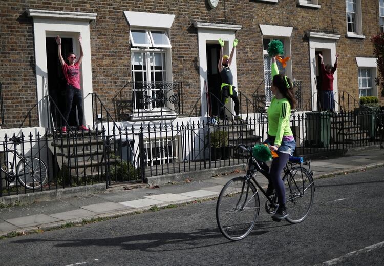 Una clase para vecinos en Londres REUTERS/Hannah McKay